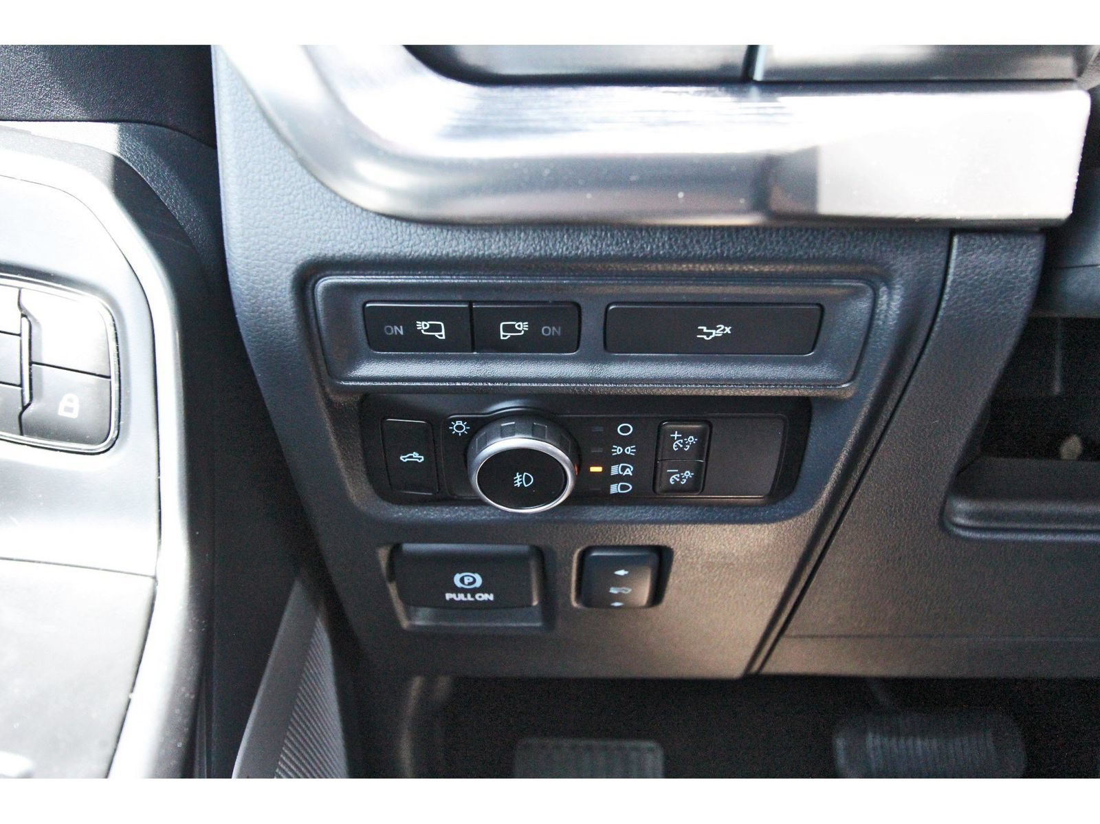 Used 2023 Ford F150 Lariat AWD/4WD image 18