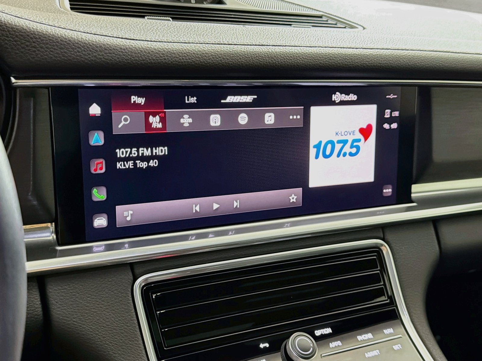 Used 2023 Porsche Panamera Platinum Edition RWD image 18
