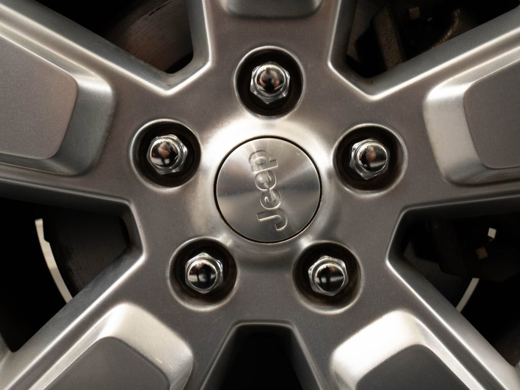 Used 2012 Jeep Liberty Sport RWD image 8