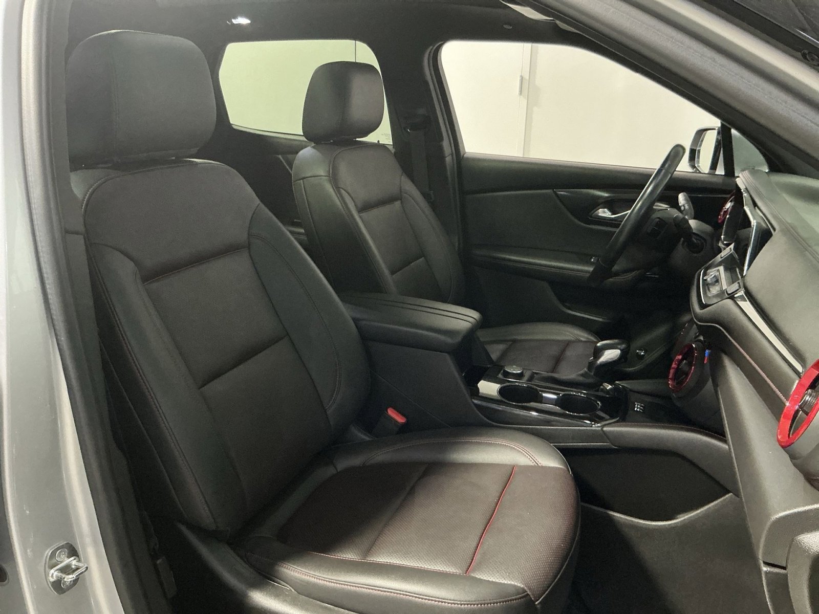 Used 2021 Chevrolet Blazer RS w/ Enhanced Convenience Package image 27