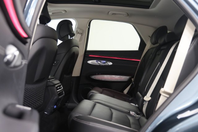 New 2027 Genesis Electrified GV70 Advance AWD/4WD image 34