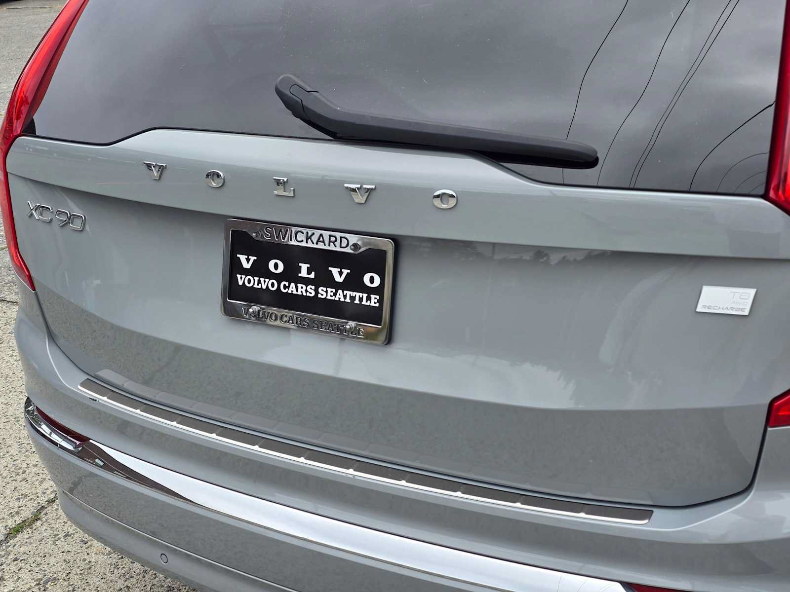 Certified 2024 Volvo XC90 T8 Ultimate w/ Protection Package Premier AWD/4WD image 13