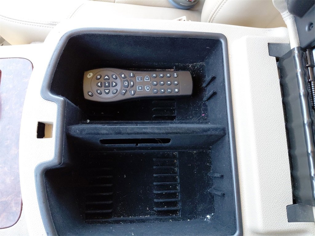 Used 2012 Chevrolet Avalanche LTZ image 38