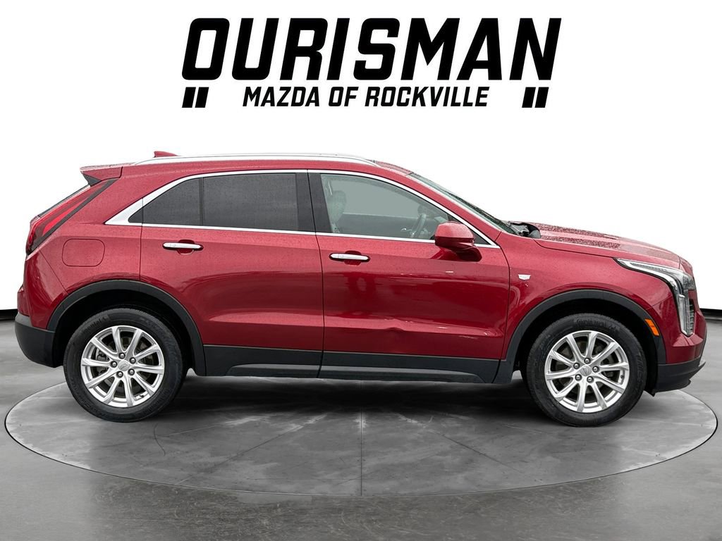 Used 2019 Cadillac XT4 Luxury w/ Cold Weather Package image 7