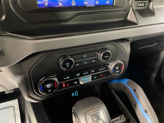 Used 2023 Ford Bronco Black Diamond w/ Sasquatch Package image 8