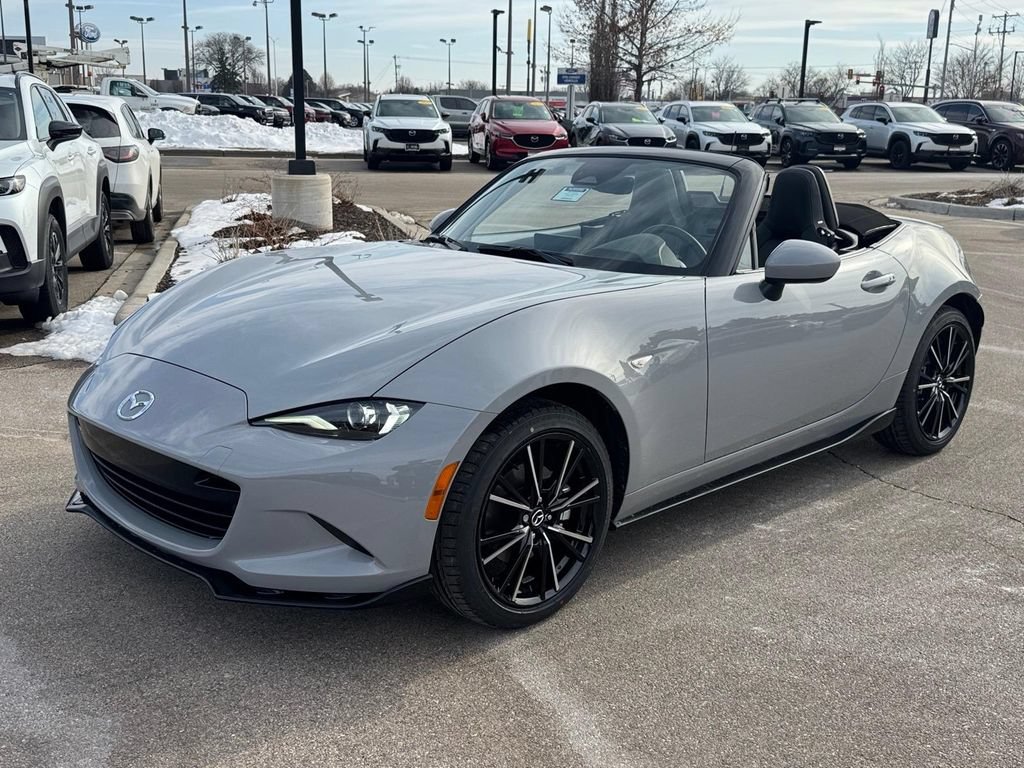 New 2026 MAZDA MX-5 Miata Grand Touring w/ Appearance Package RWD image 2