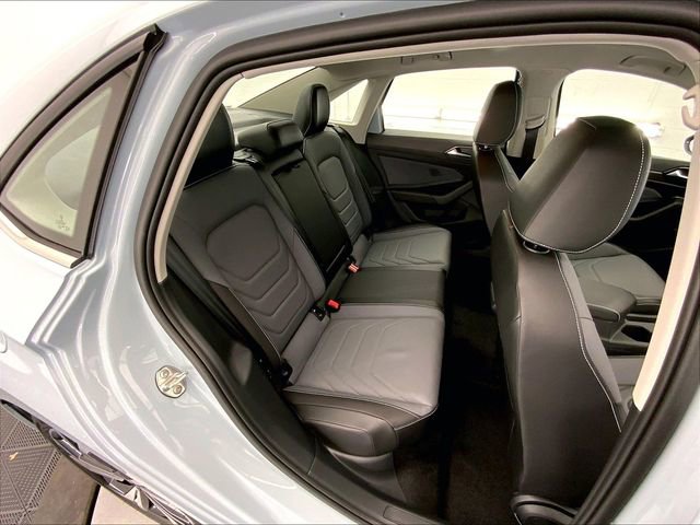 New 2026 Volkswagen Jetta SEL FWD image 10