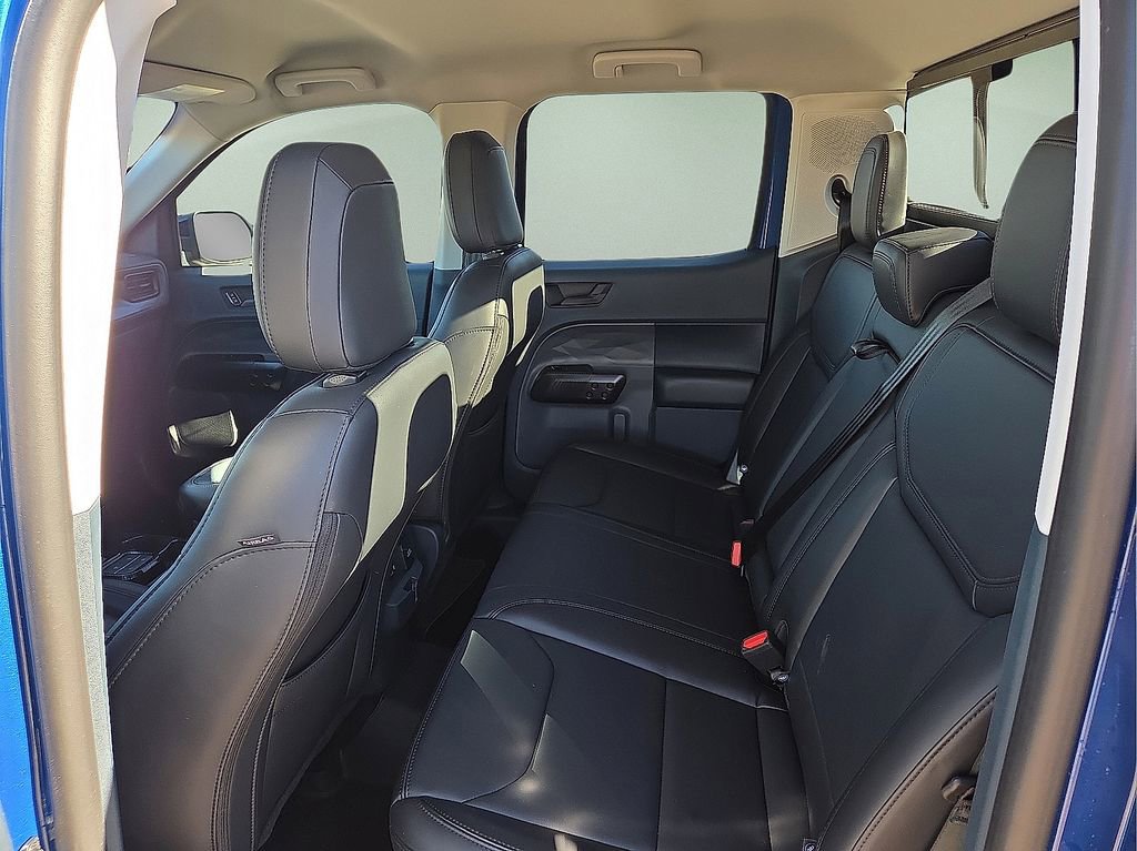 Used 2024 Ford Maverick Lariat w/ Black Appearance Package image 18