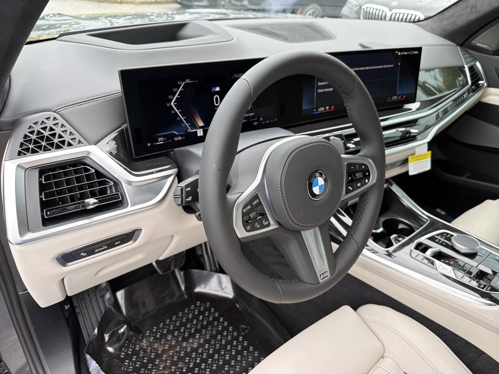 New 2027 BMW X7 xDrive40i w/ M Sport Package AWD/4WD image 25