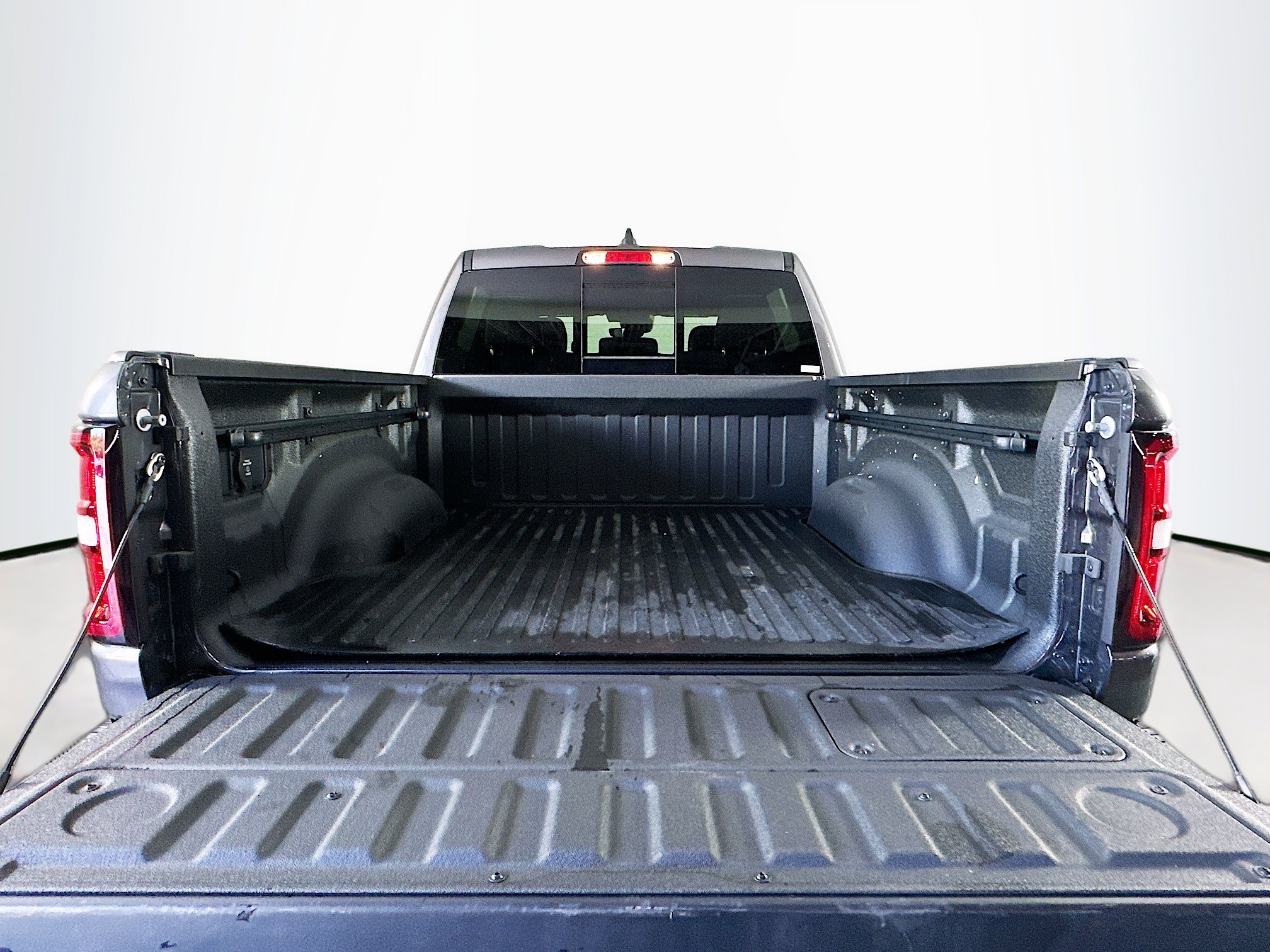 Used 2026 RAM 1500 Laramie w/ Night Edition AWD/4WD image 28