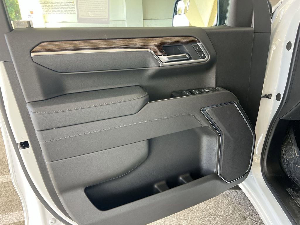 New 2026 GMC Sierra 1500 Elevation image 10