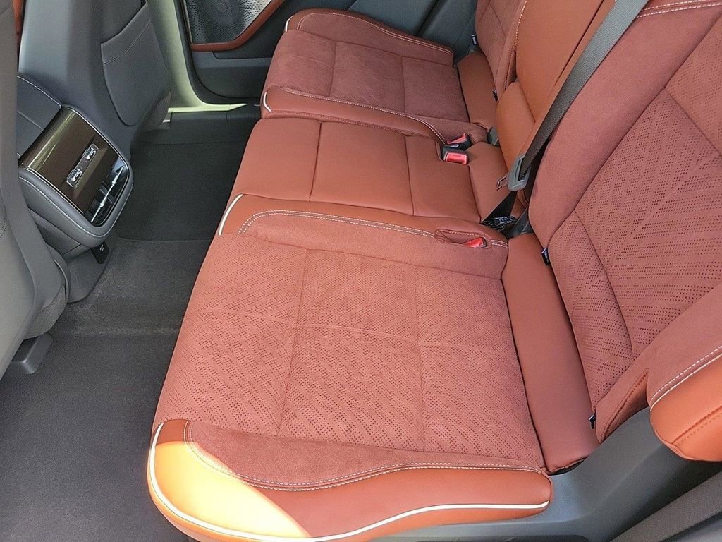 New 2024 Lincoln Nautilus Black Label image 11