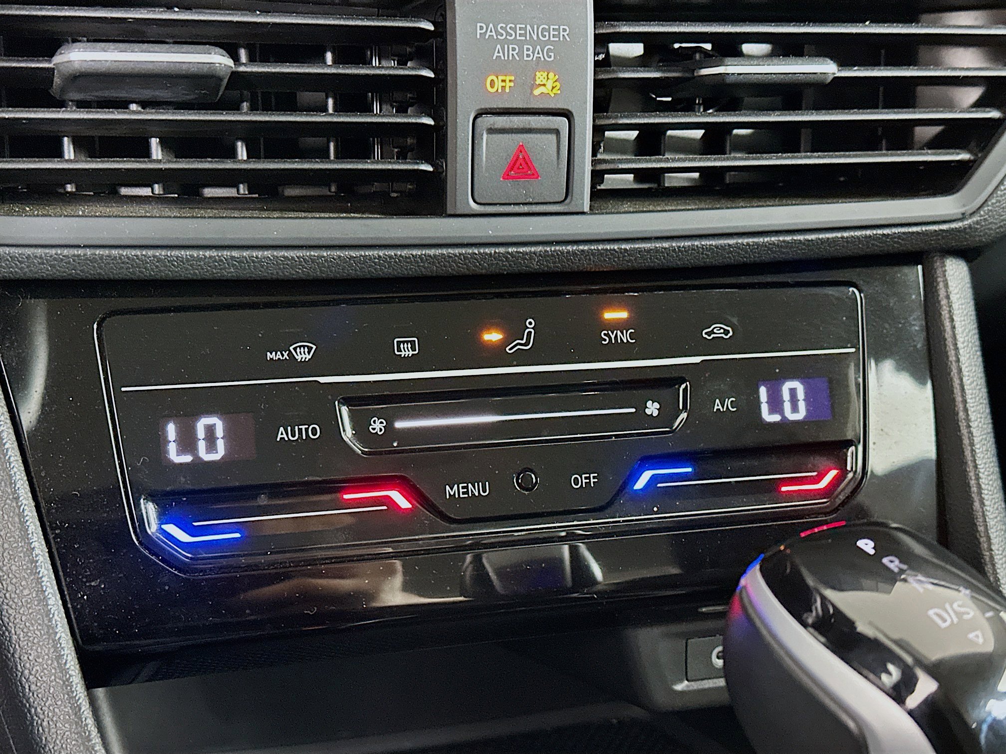 Used 2025 Volkswagen Jetta S image 23