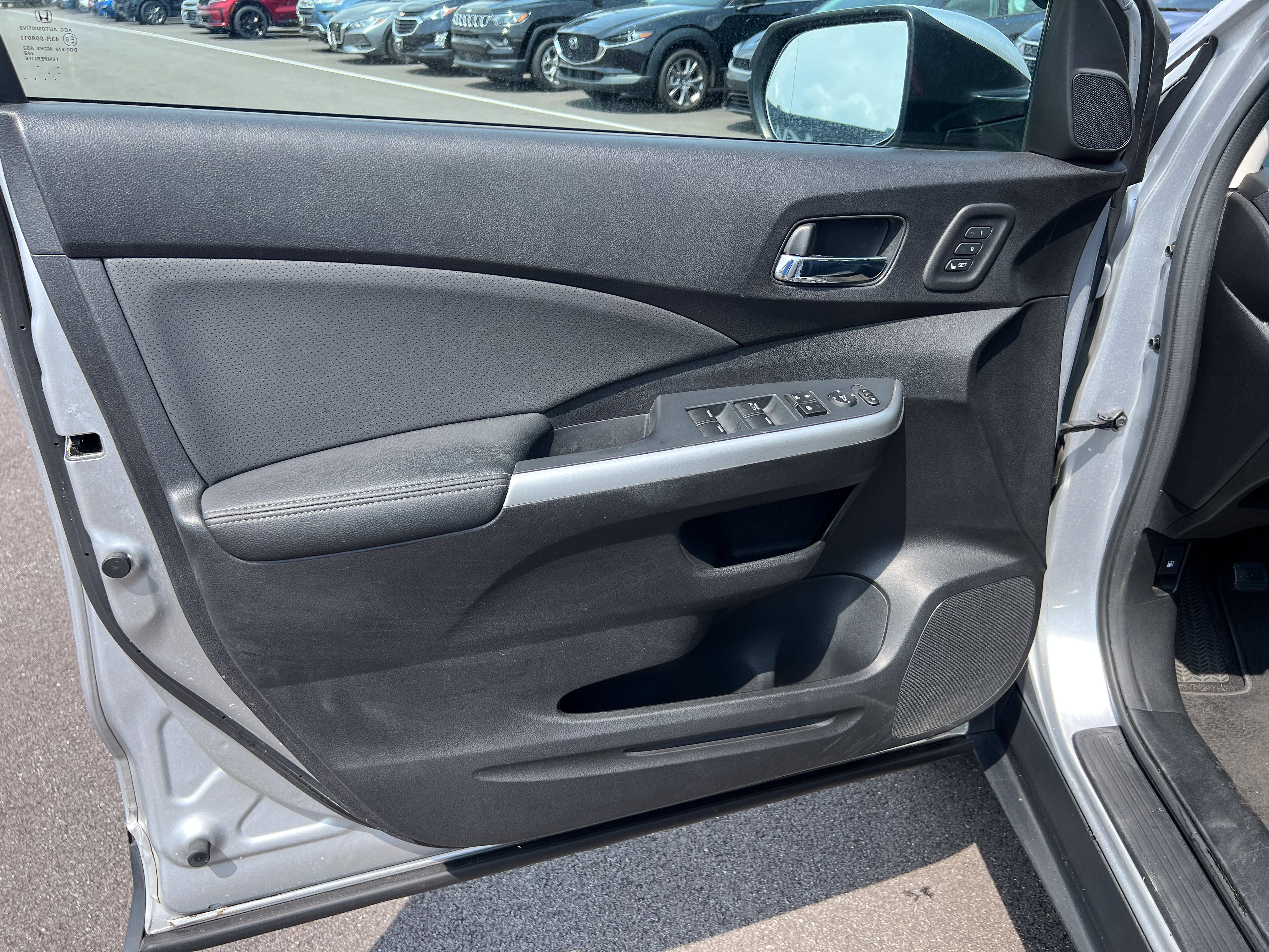 Used 2015 Honda CR-V Touring image 14