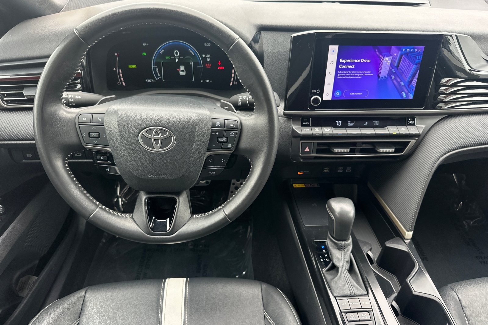 Certified 2025 Toyota Camry SE FWD image 18
