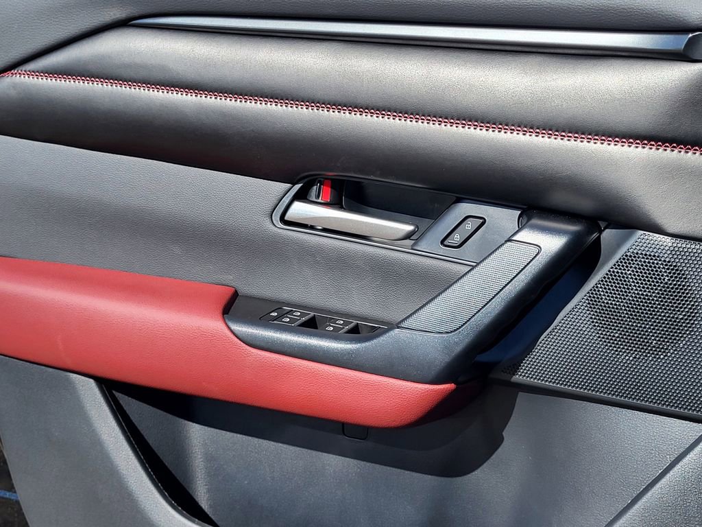 New 2026 MAZDA CX-50 AWD 2.5 Hybrid w/ Cargo Package image 16