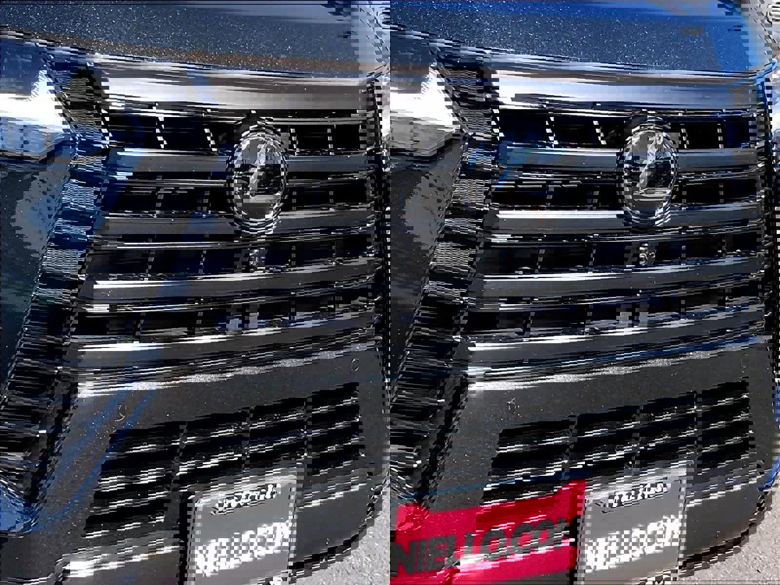 Used 2024 Lexus GX 550 w/ Accessory Package (2T) AWD/4WD image 31