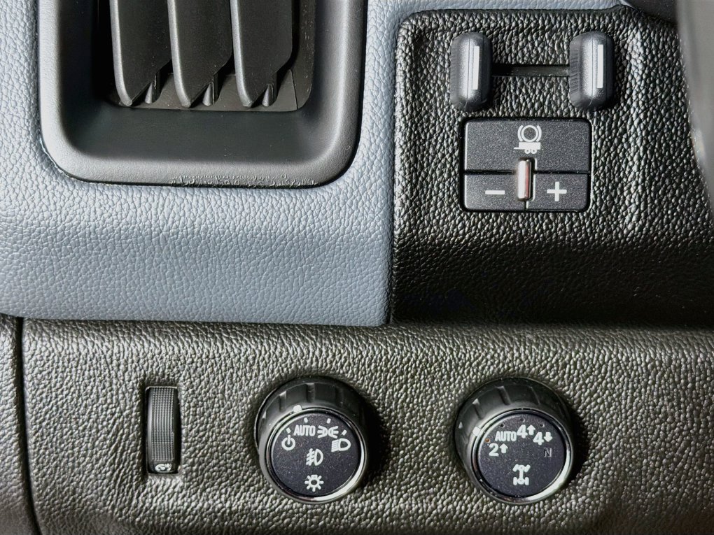 Used 2019 Chevrolet Colorado Z71 AWD/4WD image 15