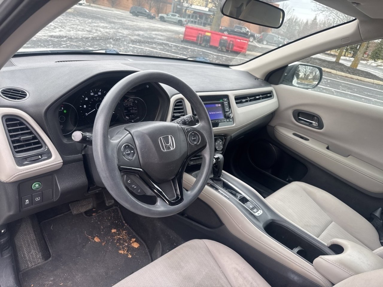 Used 2016 Honda HR-V LX image 19