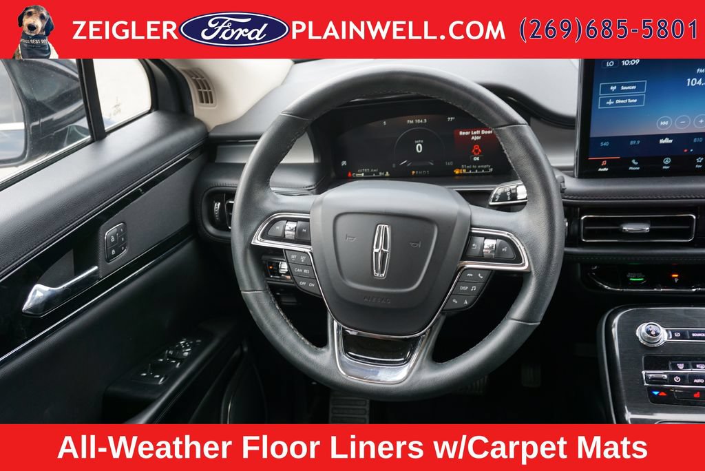 Used 2022 Lincoln Nautilus AWD w/ Premium Package image 15