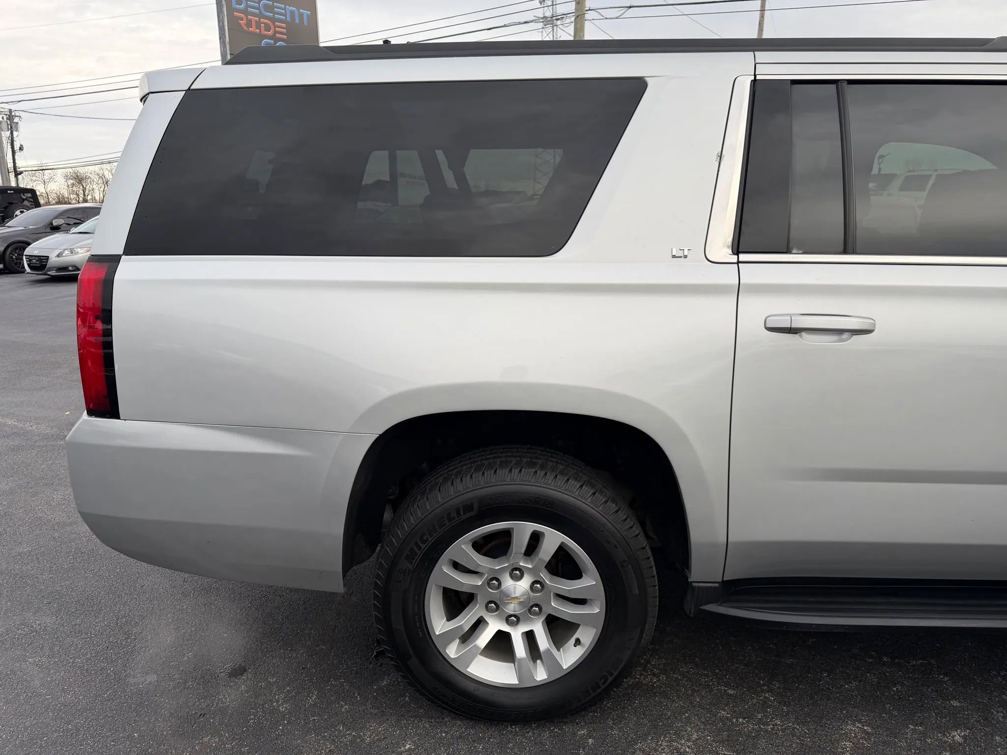 Used 2019 Chevrolet Suburban LT AWD/4WD image 53