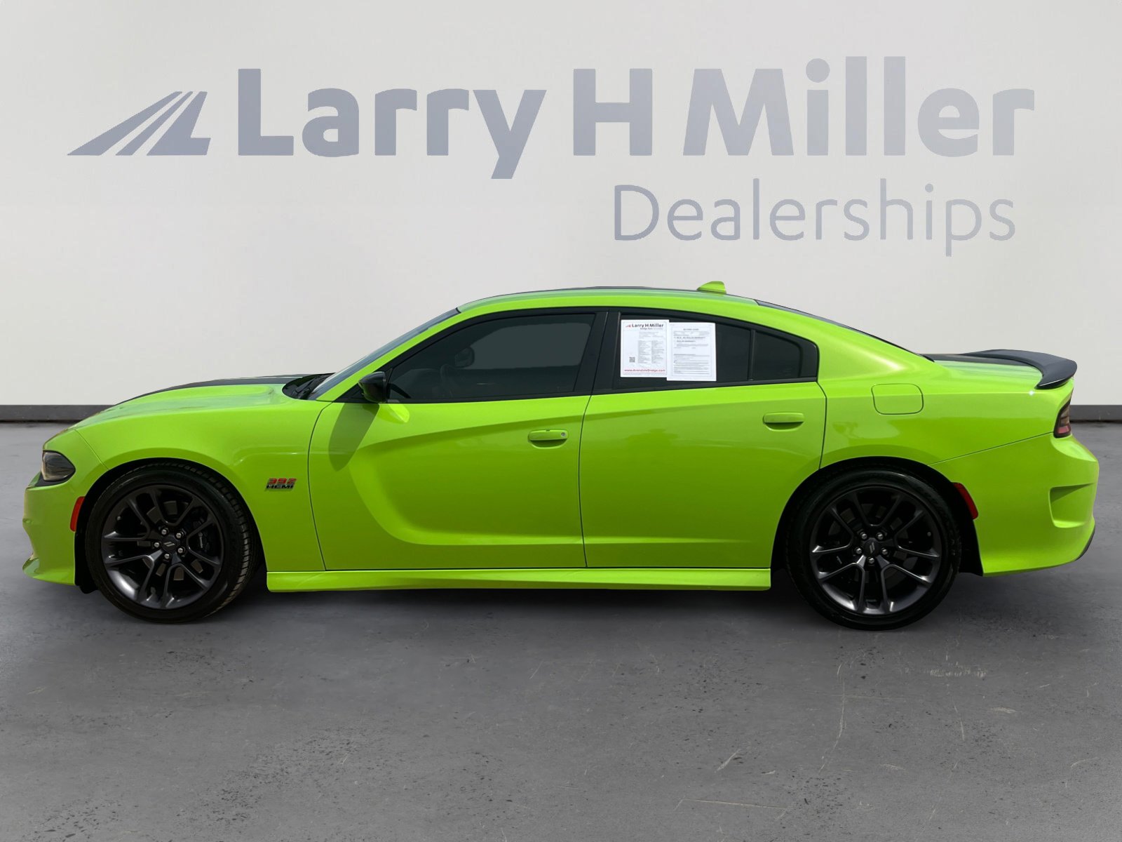 Used 2023 Dodge Charger Scat Pack w/ Plus Group image 2