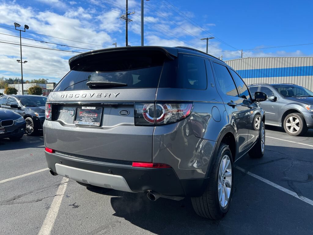Used 2016 Land Rover Discovery Sport HSE AWD/4WD image 4