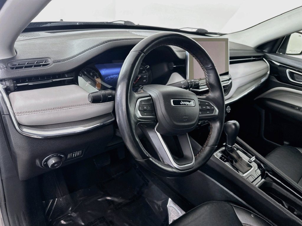 Certified 2022 Jeep Compass Limited AWD/4WD image 16