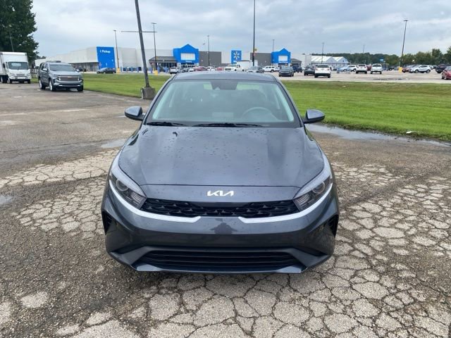 Used 2024 Kia Forte LXS image 9