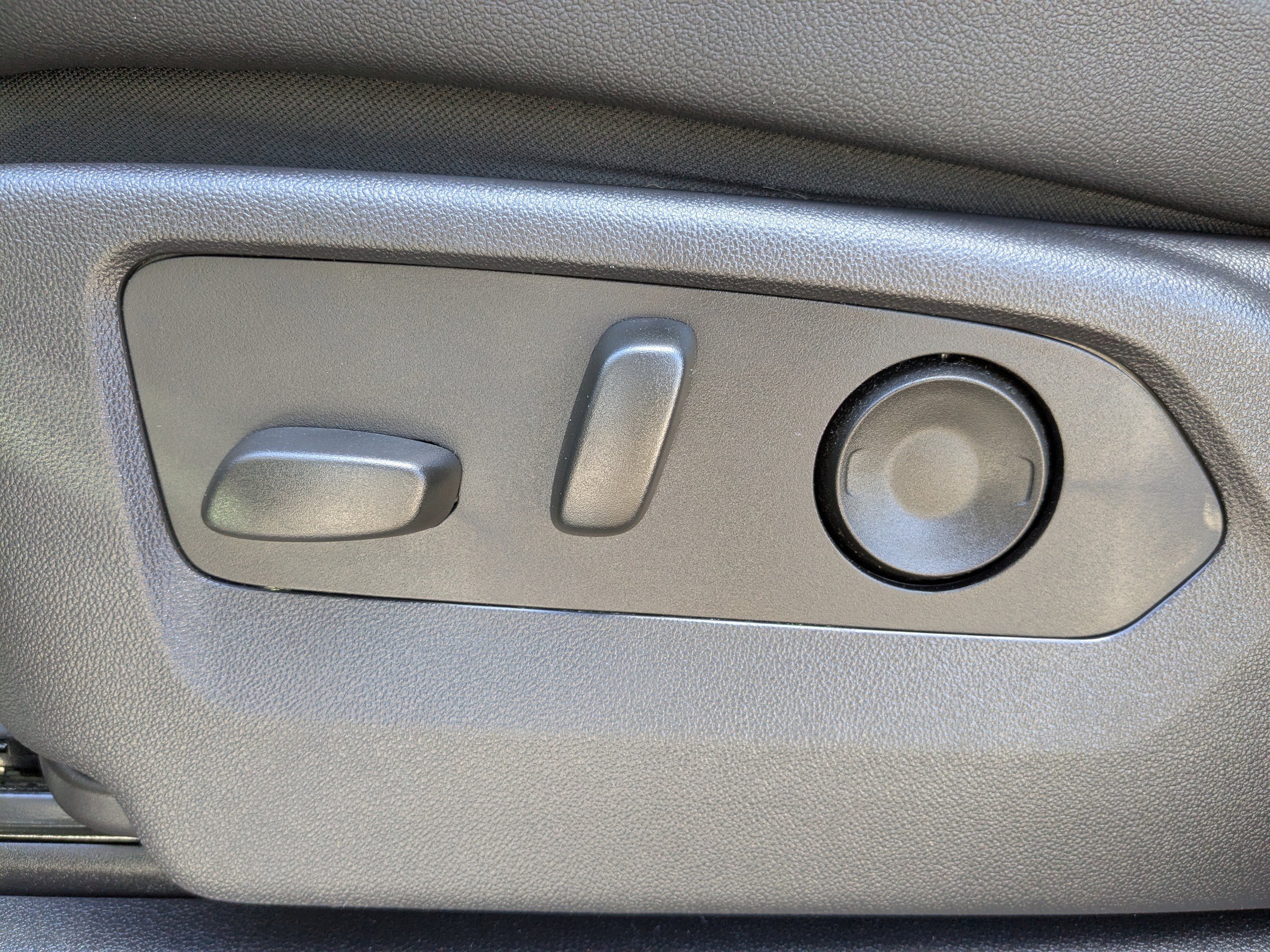 Used 2025 Chevrolet Silverado 1500 ZR2 w/ Technology Package image 20