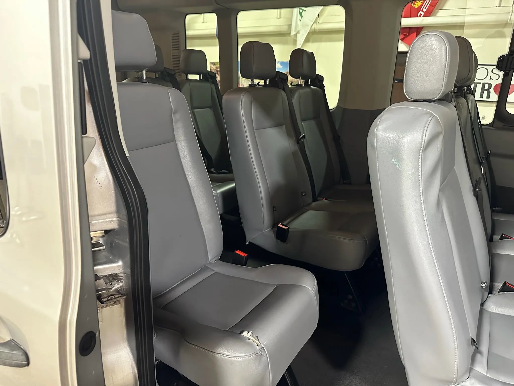 Used 2015 Ford Transit 350 XL image 29