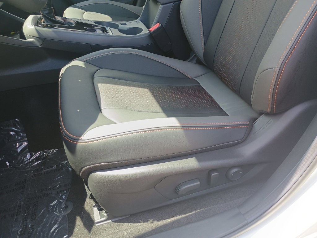 New 2025 Subaru Crosstrek 2.5i Limited w/ Popular Package #3A image 10