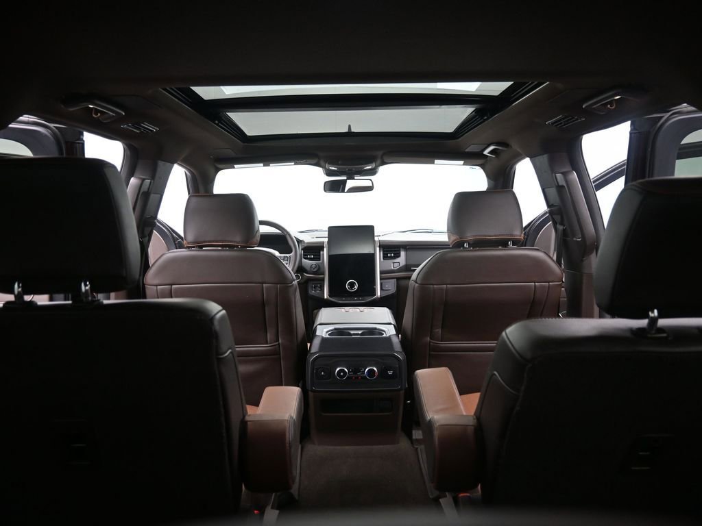 Used 2024 Ford Expedition Max King Ranch AWD/4WD image 35
