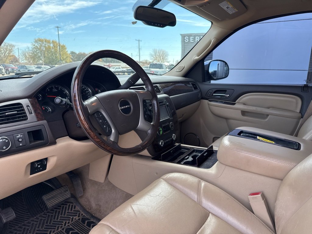 Used 2013 GMC Yukon Denali image 12