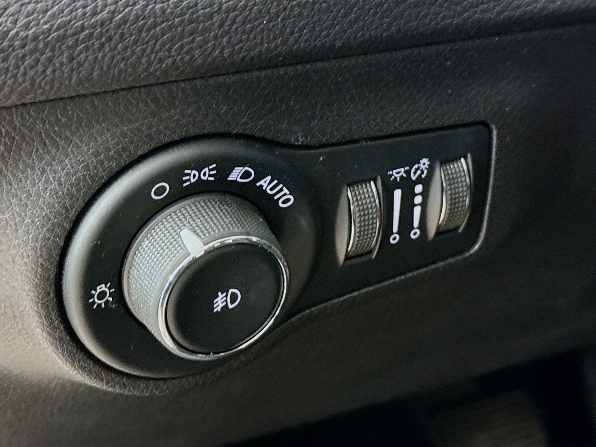 Used 2018 Jeep Compass Altitude image 9