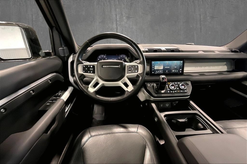 Used 2024 Land Rover Defender 110 S AWD/4WD image 9