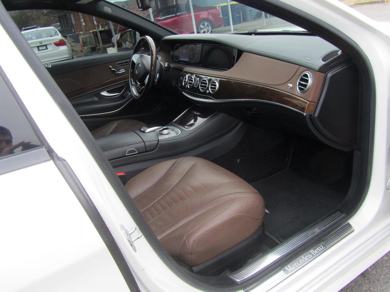 Used 2015 Mercedes-Benz S 550 Sedan image 21