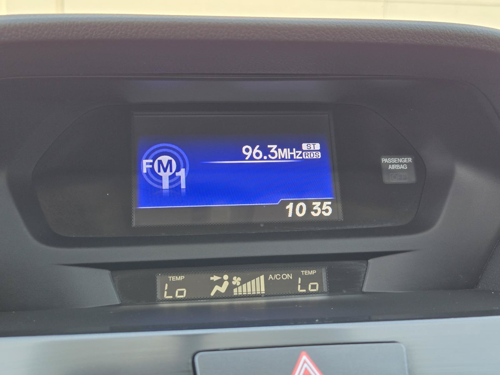 Used 2017 Acura ILX FWD image 7