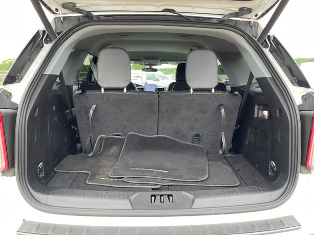 Used 2024 Ford Explorer XLT w/ Equipment Group 202A AWD/4WD image 25