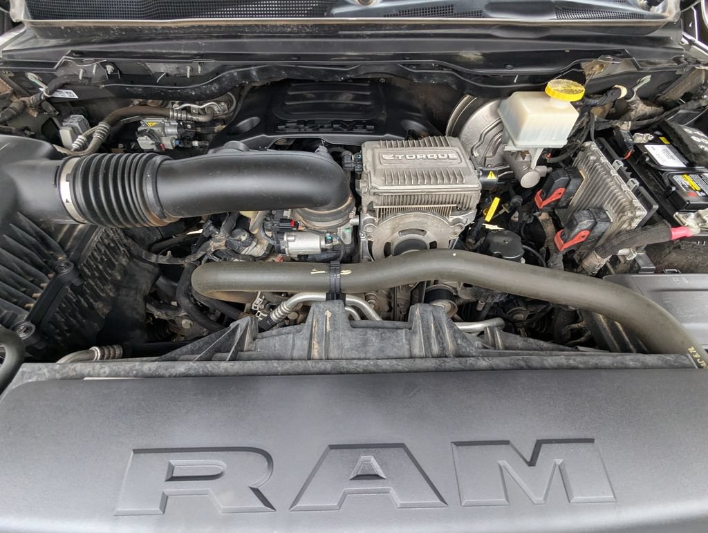 Used 2022 RAM 1500 Laramie AWD/4WD image 30
