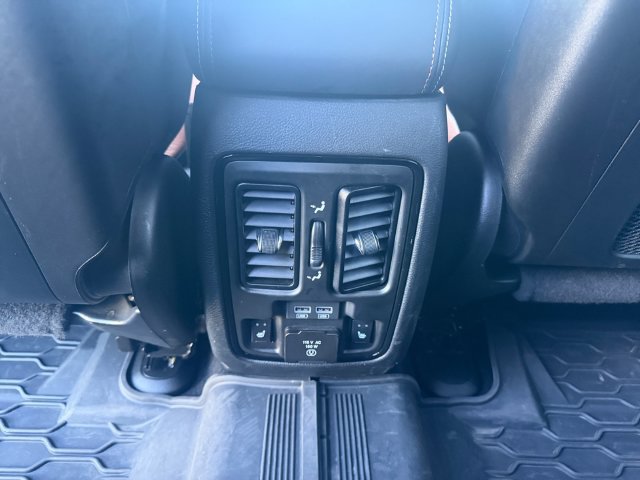 Used 2025 Dodge Durango SRT Hellcat AWD/4WD image 27