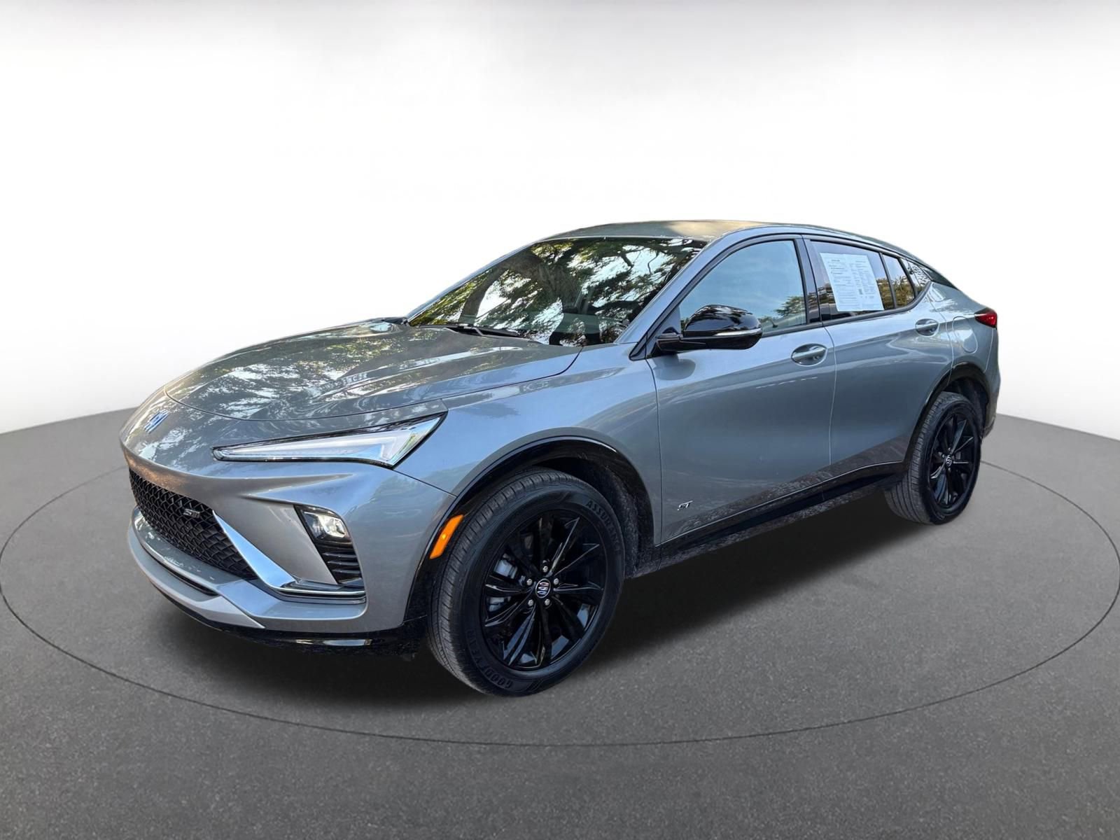 Used 2025 Buick Envista Sport Touring image 4