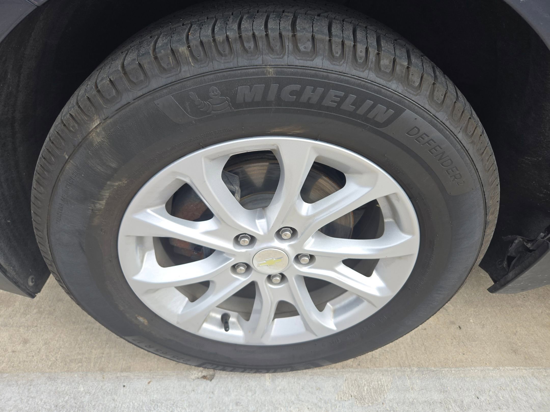 Used 2018 Chevrolet Equinox LT image 9