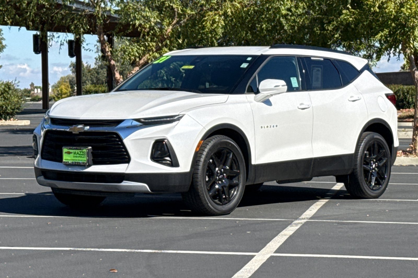 Used 2021 Chevrolet Blazer LT w/ Sound & Technology Package FWD image 16