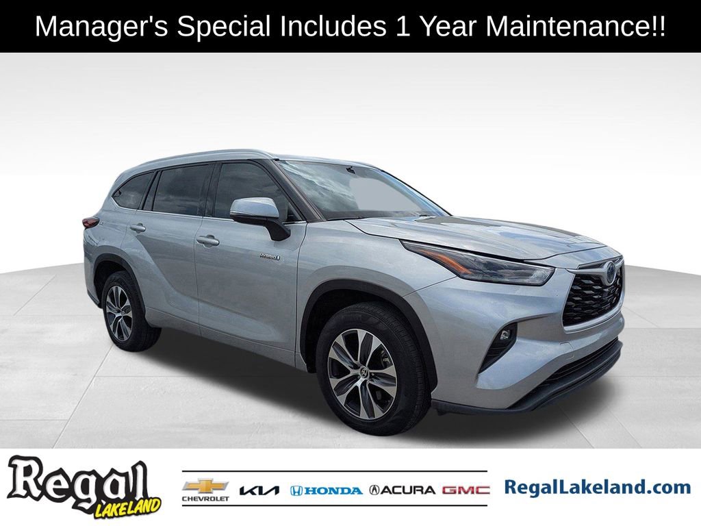 Used 2021 Toyota Highlander XLE