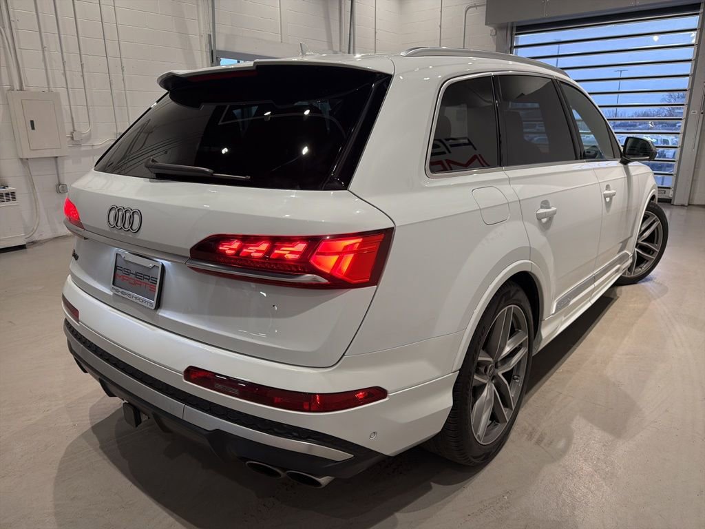 Used 2025 Audi SQ7 Prestige image 4