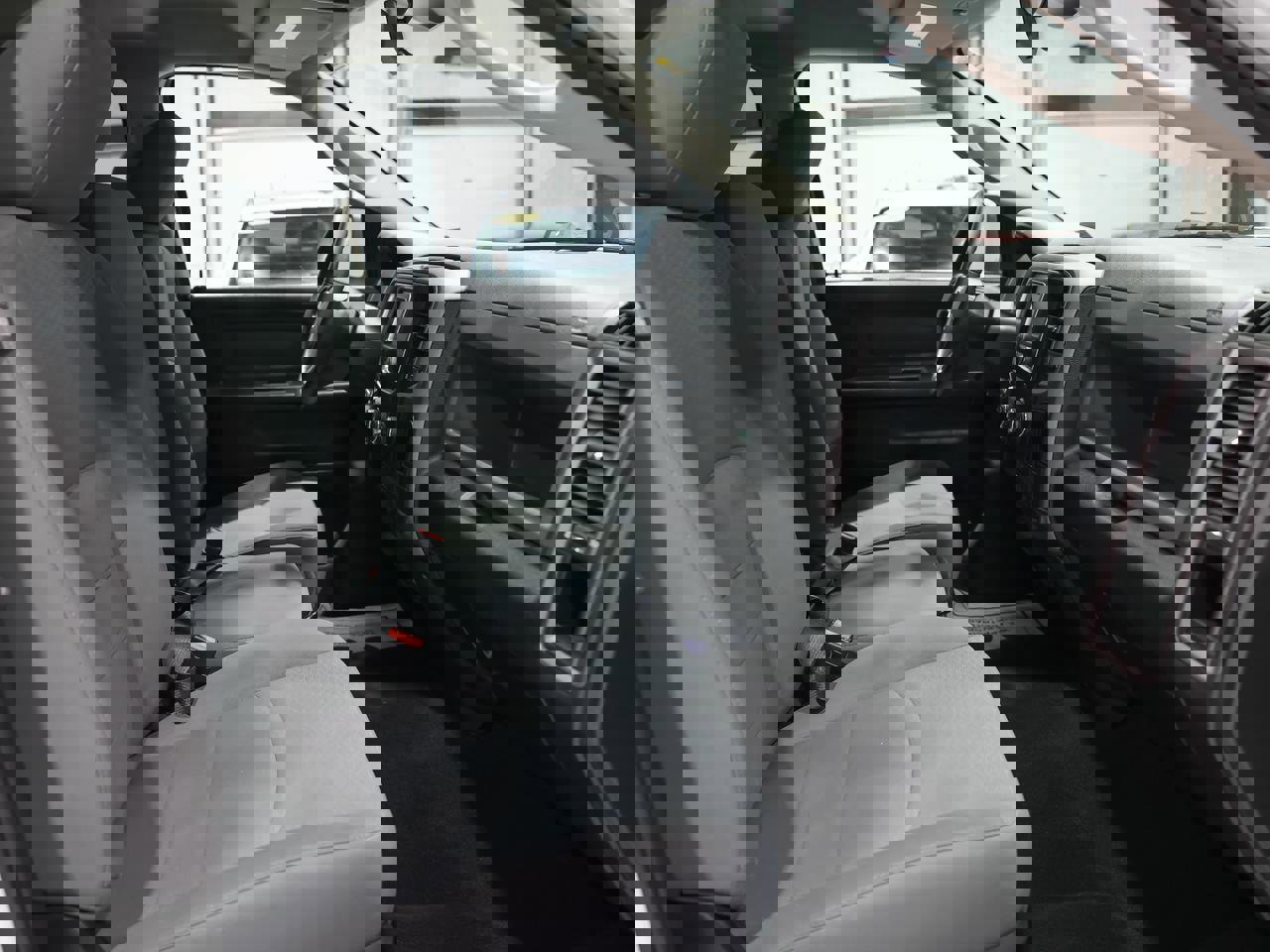 Used 2019 RAM 1500 Express image 26