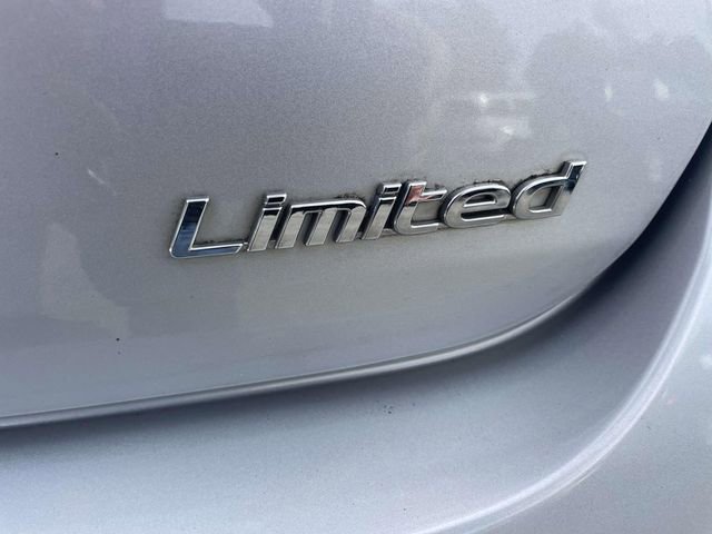 Used 2018 Hyundai Sonata Limited image 9