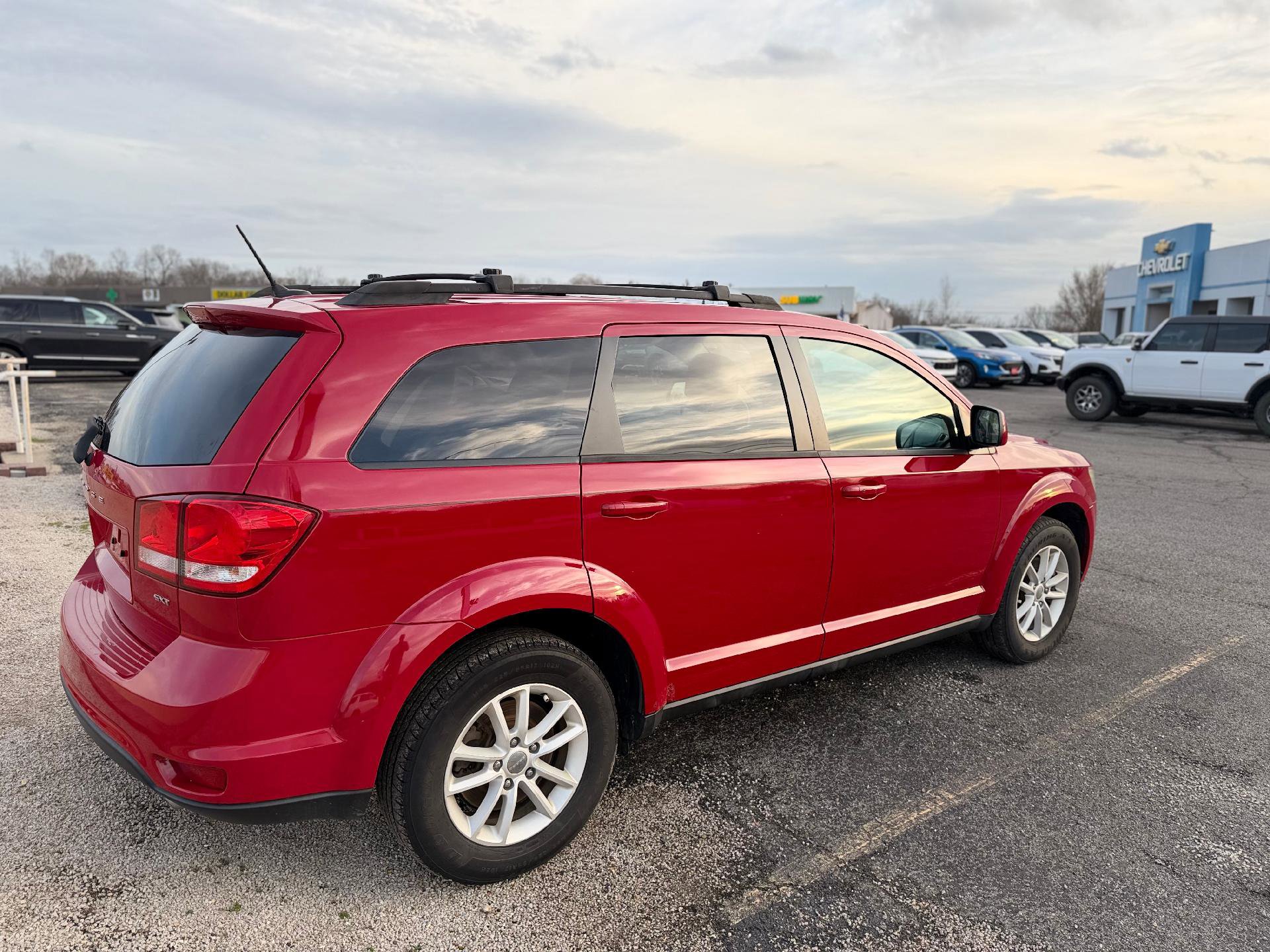 Used 2013 Dodge Journey SXT w/ Flexible Seating Group FWD image 3