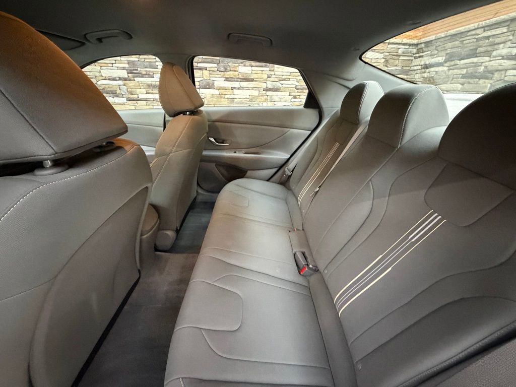 Certified 2023 Hyundai Elantra SEL image 26